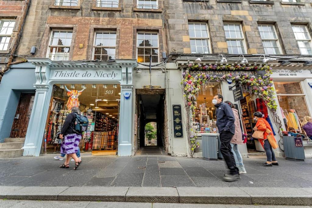 Boutique Modern Royal Mile Apartment Sleeps 4 Edinburgh Ngoại thất bức ảnh