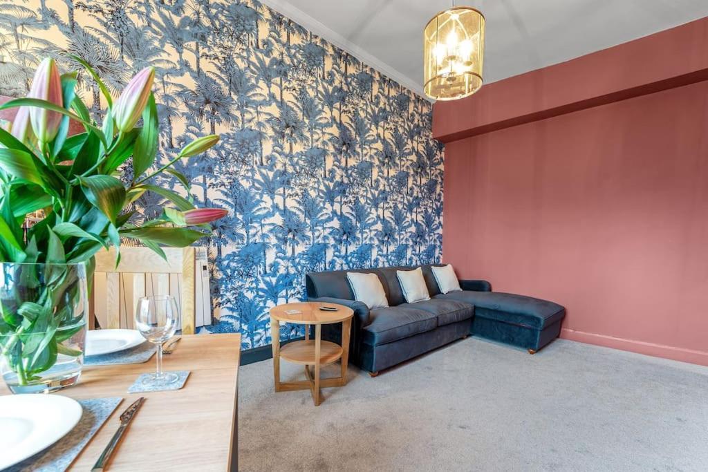 Boutique Modern Royal Mile Apartment Sleeps 4 Edinburgh Ngoại thất bức ảnh